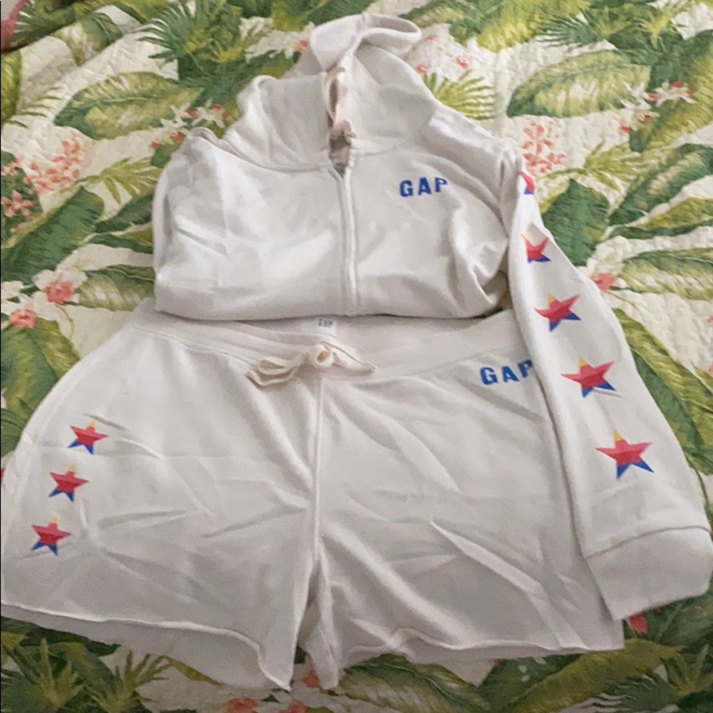 Gap Full Zip Jacket Matching Shorts